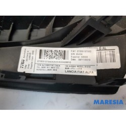 Fiat - Punto - Airbag knie links