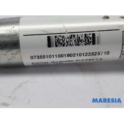 Fiat - Punto - Gurtsrammer links
