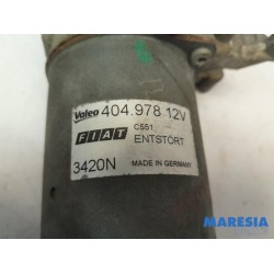 Fiat - Punto - Front wiper motor