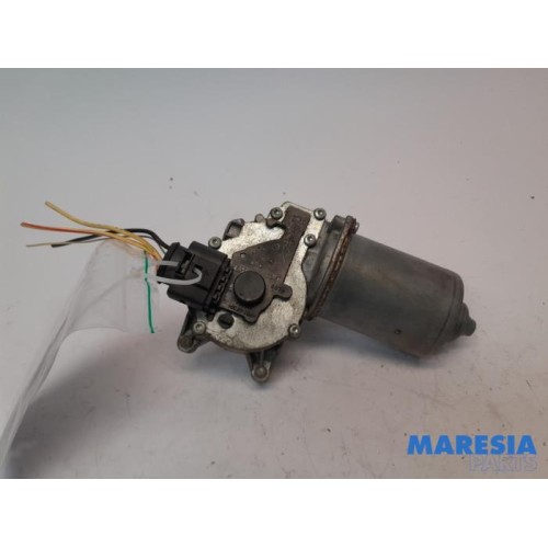 Fiat - Punto - Front wiper motor