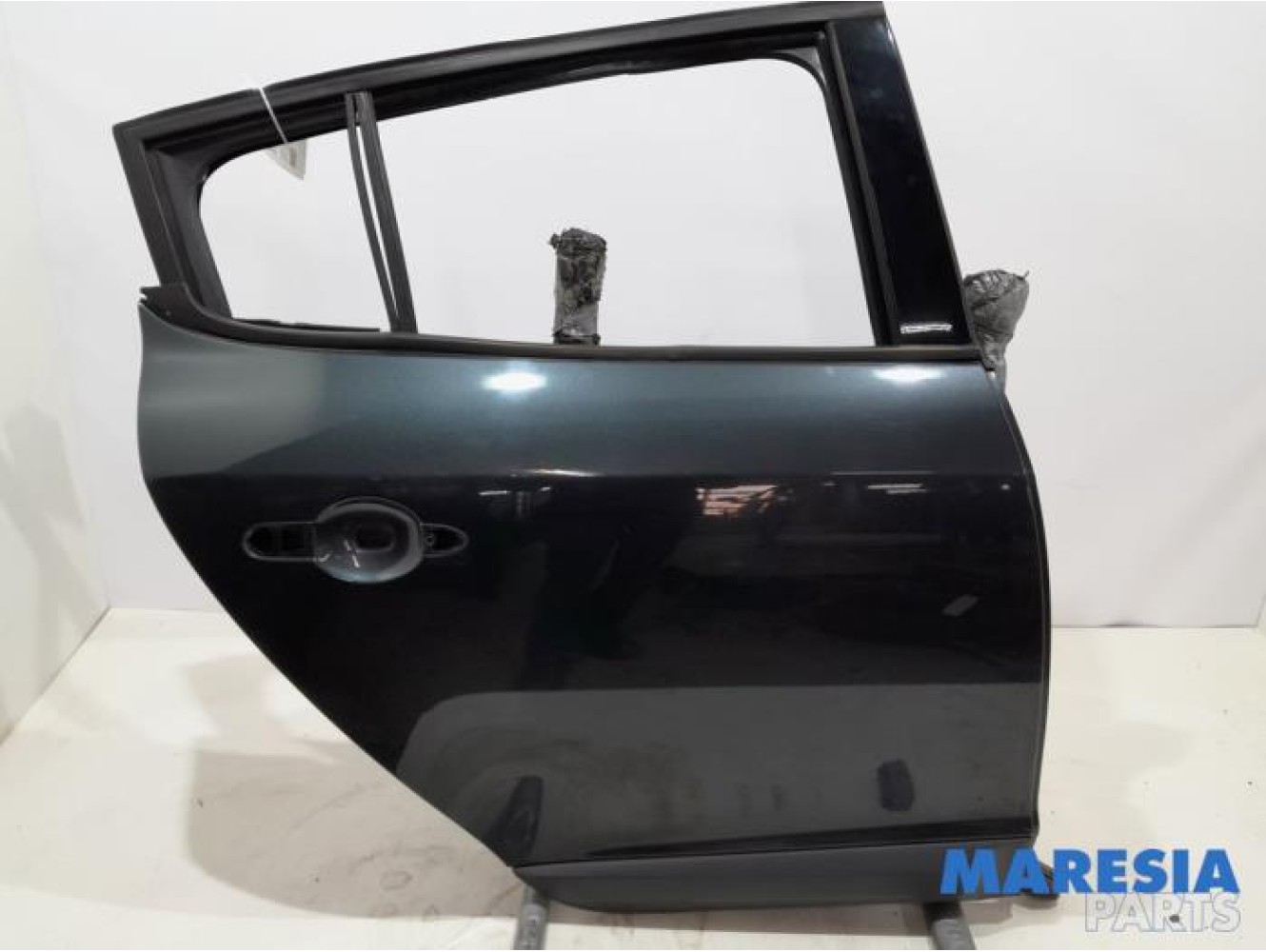 Renault - Megane - Rear door 4-door, right