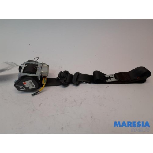 Fiat - Punto - Sicherheitsgurt links vorne