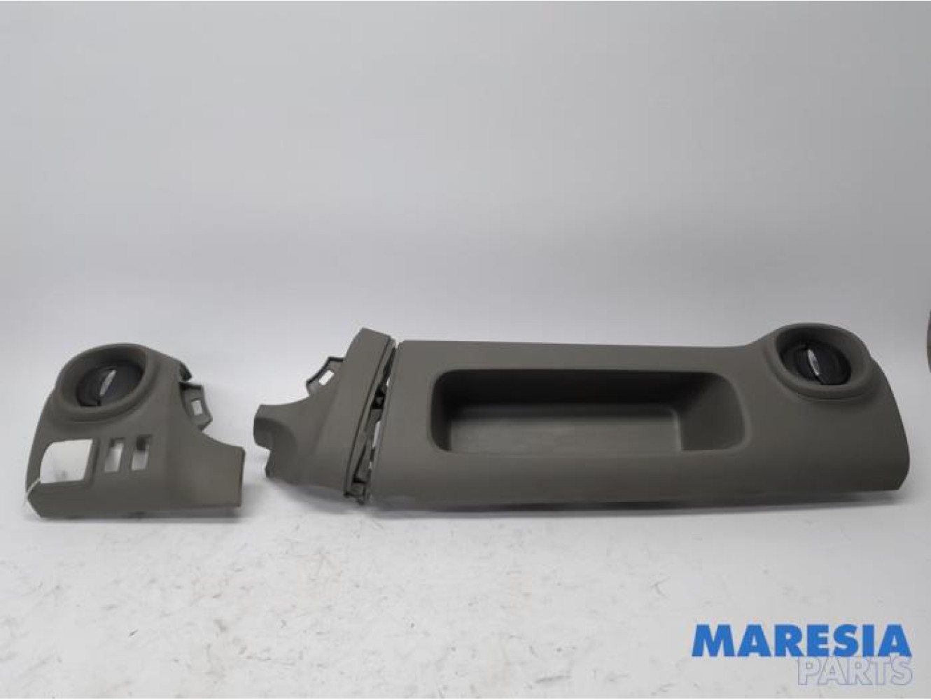 Nissan - NV300 - Dashboard part
