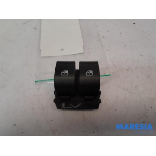 Fiat - Punto - Electric window switch