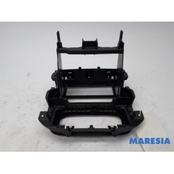 Nissan - NV300 - Radioblende