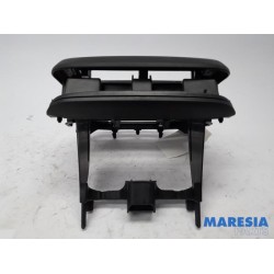 Nissan - NV300 - Radioblende