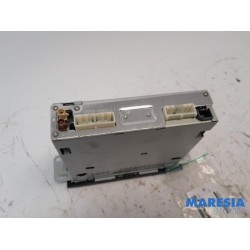 Nissan - NV300 - Radio