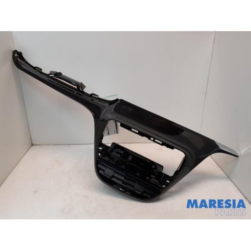Peugeot - 208 - Dashboard vent