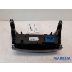 Peugeot - 208 - Heater control panel