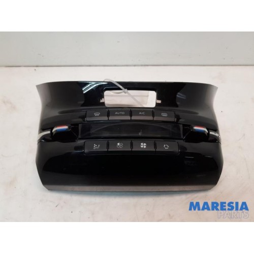 Peugeot - 208 - Heater control panel