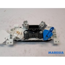 Nissan - NV300 - Heater control panel