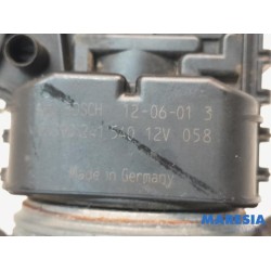 Peugeot - 208 - Front wiper motor