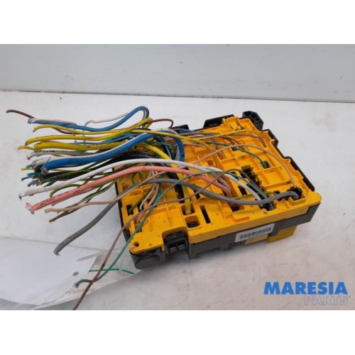 Peugeot - 208 - Fuse box