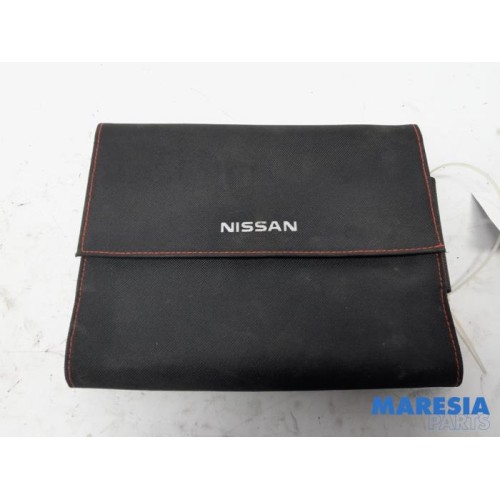 Nissan - NV300 - Instructie Boekje