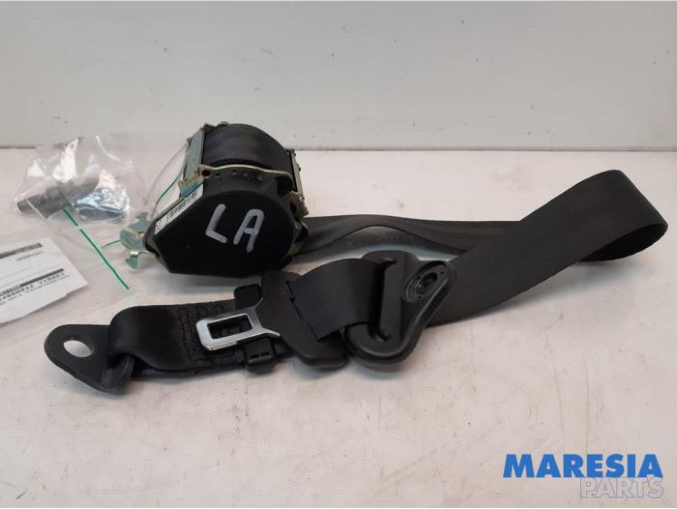 Peugeot - 208 - Sicherheitsgurt links hinten
