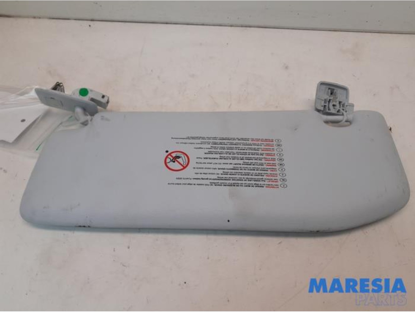 Peugeot - 208 - Sun visor