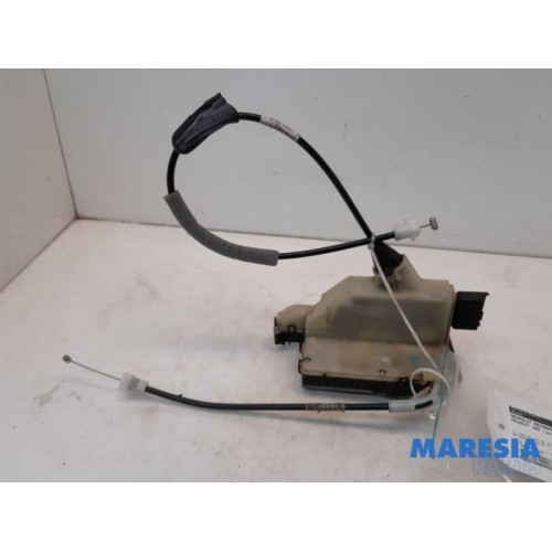 Peugeot - 208 - Front door lock mechanism 4-door, right