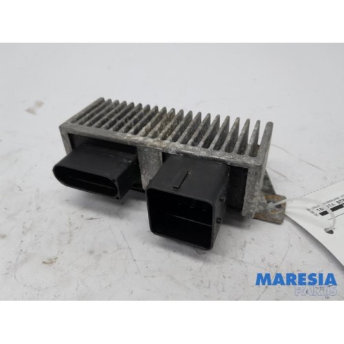 Nissan - NV300 - Relay