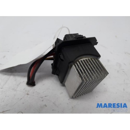 Nissan - NV300 - Heater resistor