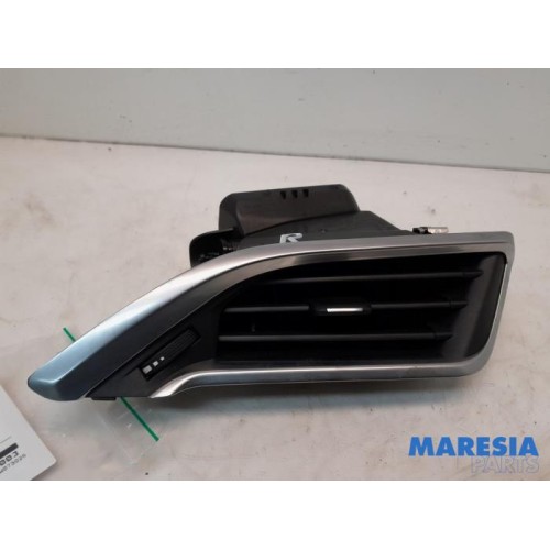 Peugeot - 208 - Dashboard vent