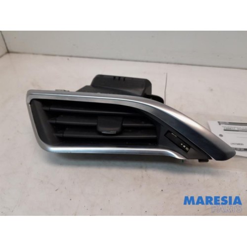 Peugeot - 208 - Dashboard vent