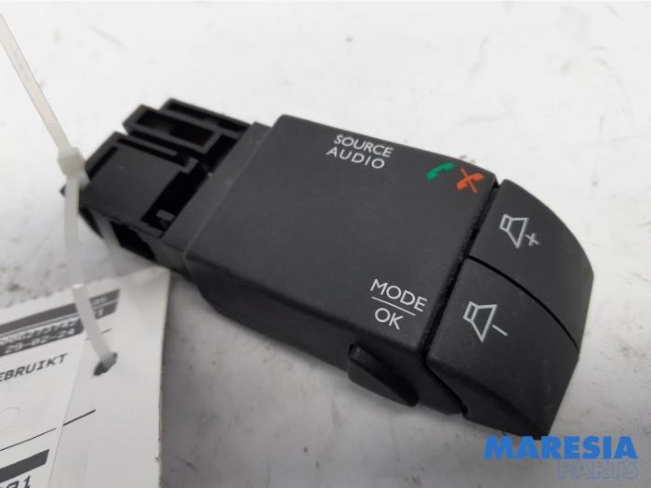 Nissan - NV300 - Commande radio volant