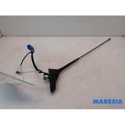 Peugeot - 208 - Antenne