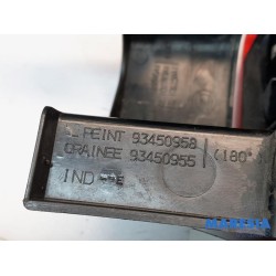 Nissan - NV300 - Achterlicht links