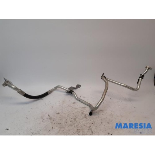 Nissan - NV300 - Air conditioning line