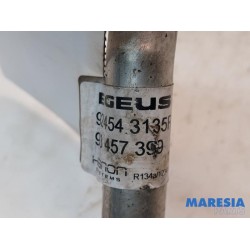 Nissan - NV300 - Airco Leiding