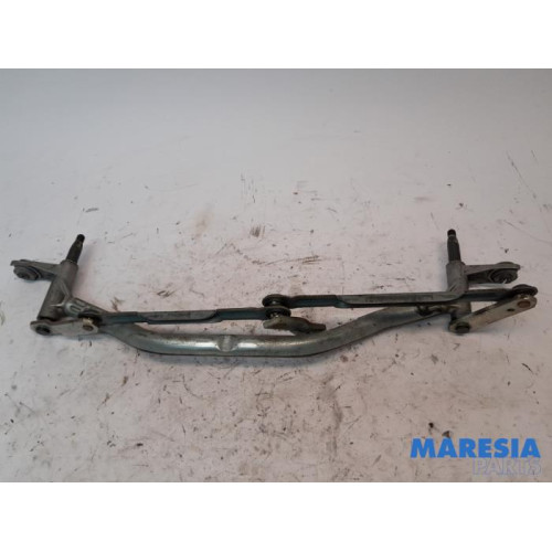 Nissan - NV300 - Wiper mechanism