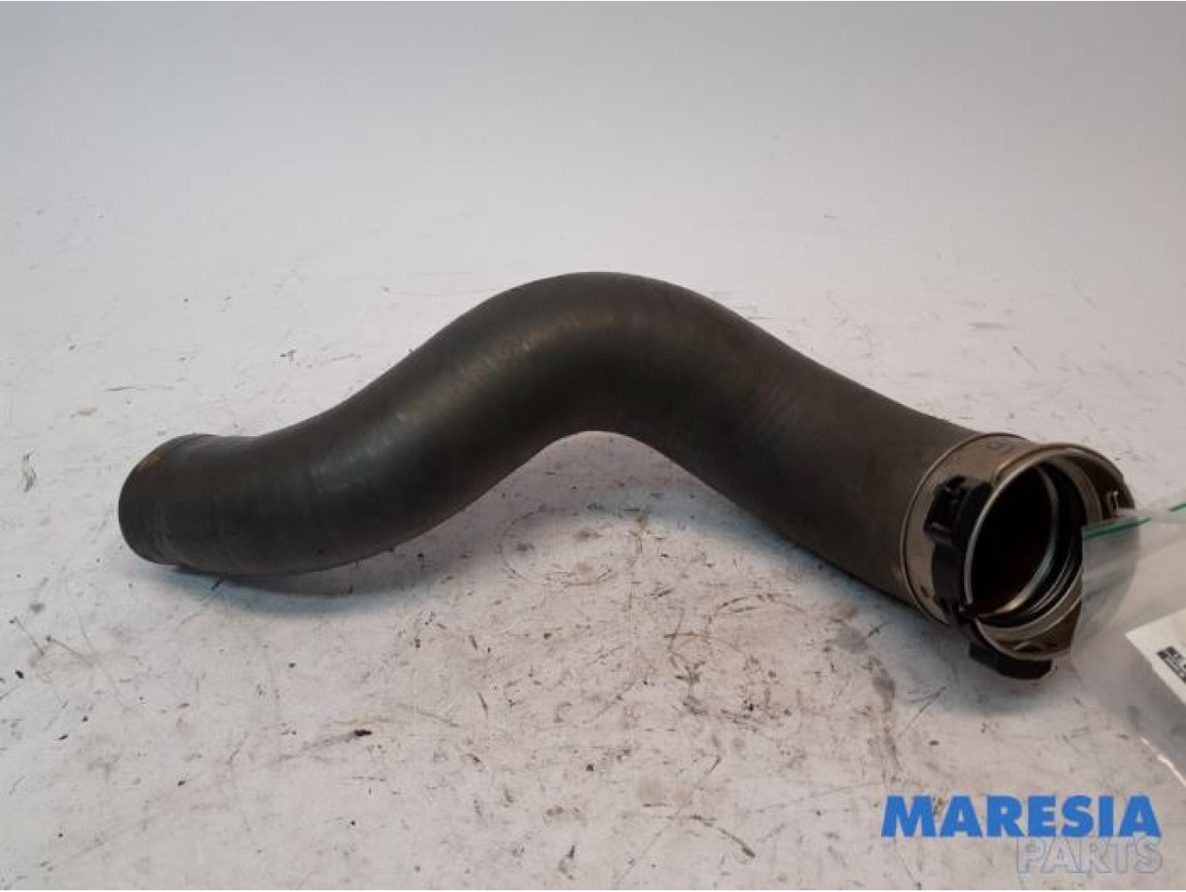 Nissan - NV300 - Intercooler hose
