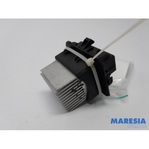 Renault - Megane - Heater resistor