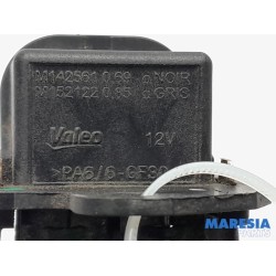 Renault - Megane - Cooling fan resistor
