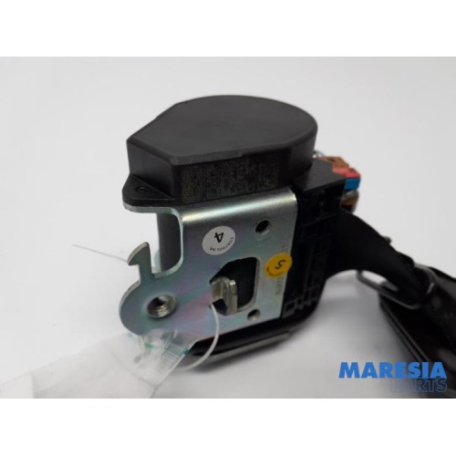 Renault - Megane - Front seatbelt, right
