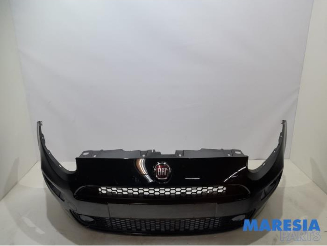 Fiat - Punto - Stoßstange vorne