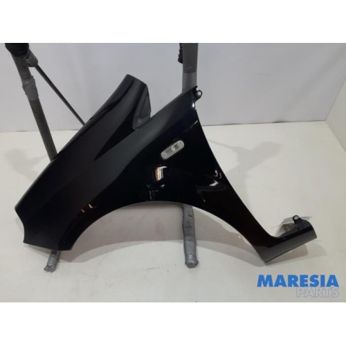 Fiat - Punto - Front wing, left