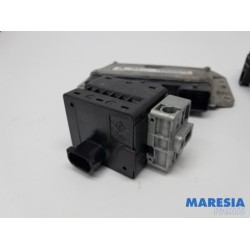 Renault - Megane - Engine management computer