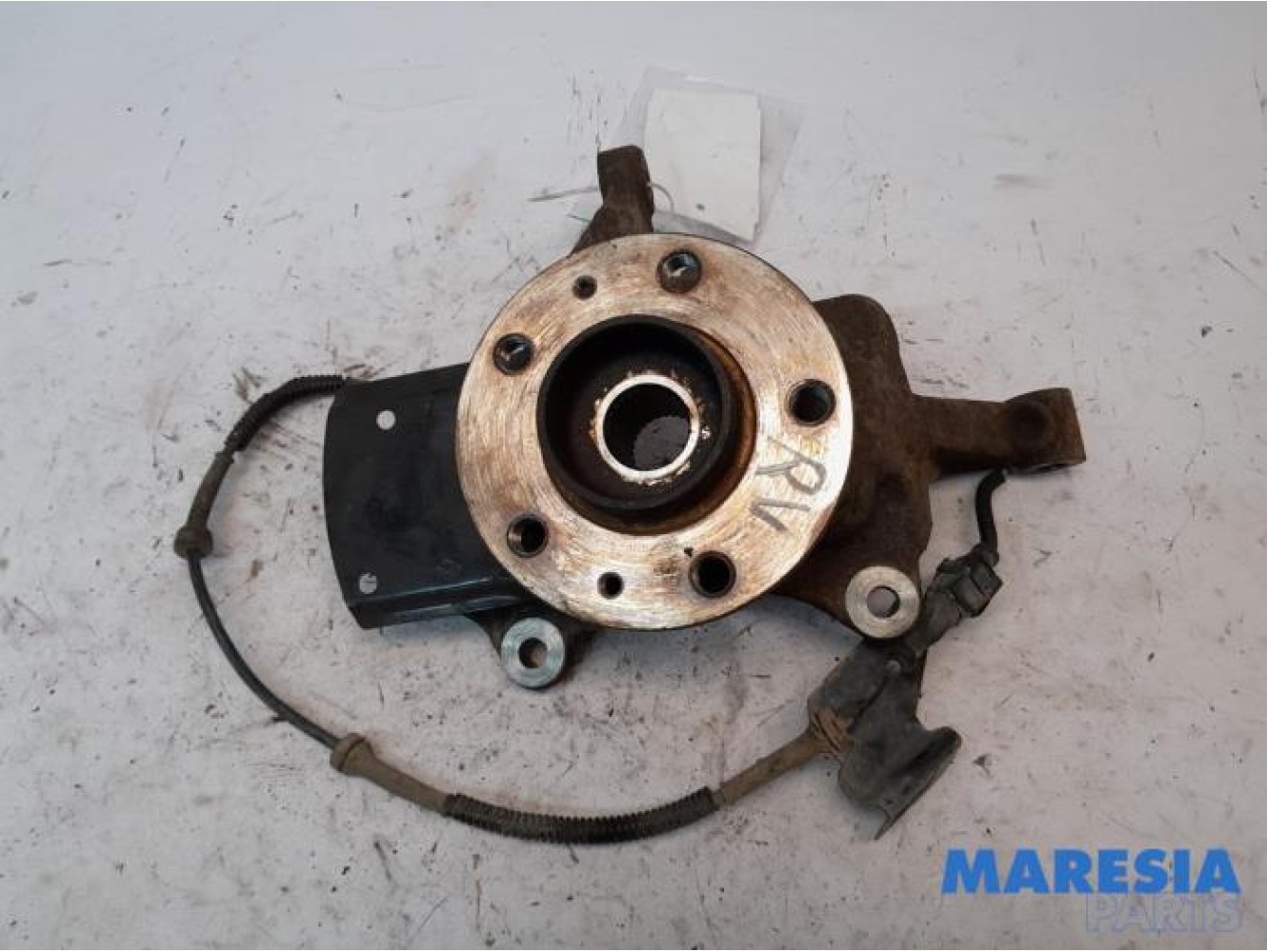 Nissan - NV300 - Knuckle, front right