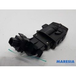 Renault - Megane - Commande radio volant