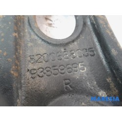 Nissan - NV300 - Querlenker unten rechts vorne