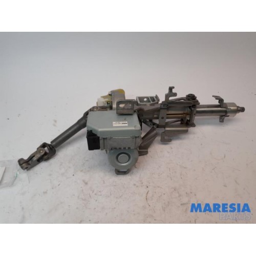 Renault - Megane - Steering column housing