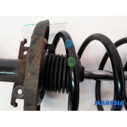Renault - Megane - Front shock absorber rod, left