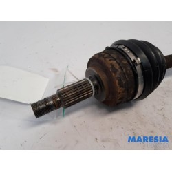 Renault - Megane - Aandrijfas links-voor