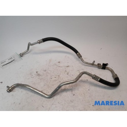 Renault - Megane - Air conditioning line