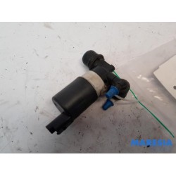 Renault - Megane - Scheibensprüherpumpe vorne
