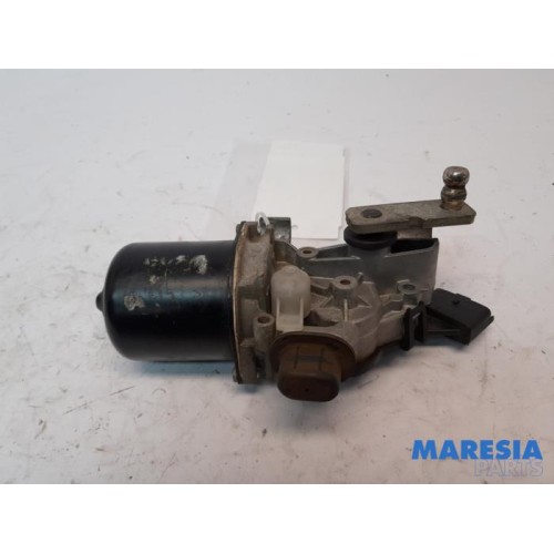 Renault - Megane - Front wiper motor