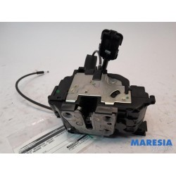 Renault - Megane - Rear door lock mechanism 4-door, left