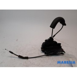 Renault - Megane - Rear door lock mechanism 4-door, left