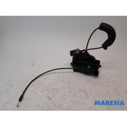 Renault - Megane - Rear door lock mechanism 4-door, left